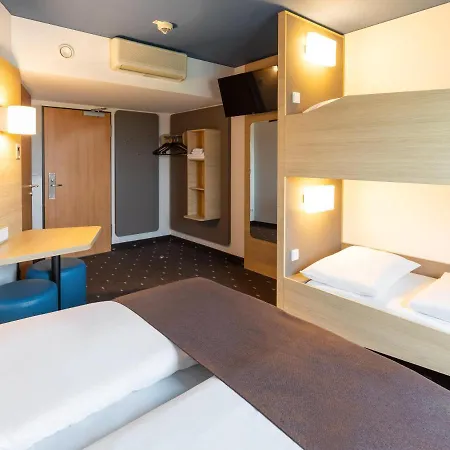 Frankfurt-hahn Airport Hotel 2*
