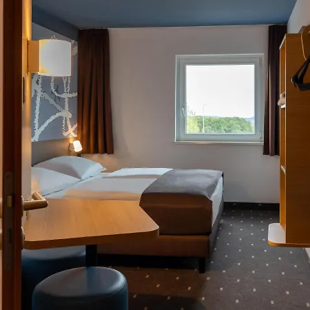 Frankfurt-hahn Airport Hotel Lautzenhausen