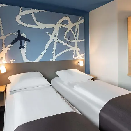 Frankfurt-hahn Airport Отель Лаутценхаузен