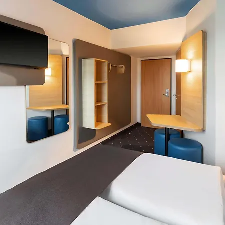 Frankfurt-hahn Airport 3* 劳森豪森