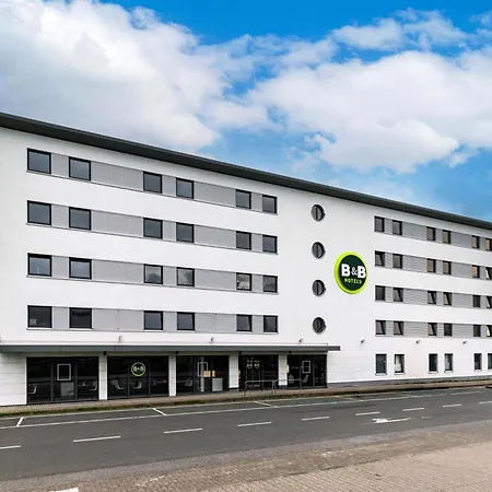 Frankfurt-hahn Airport 3*