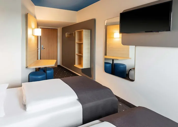 Frankfurt-hahn Airport Hotel Lautzenhausen